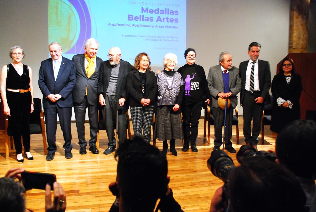 La Secretaría de Cultura y el Inbal entregaron la Medalla Bellas Artes