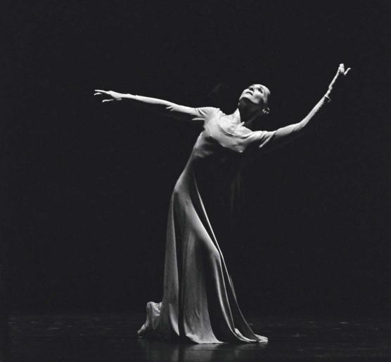 Maestras homenajeadas: Conversatorio con bailarinas- Ciclo Autobiografías Danzadas de Mujeres