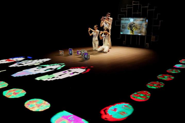 Dab Dance Project (Corea del Sur)- >"hello world";
