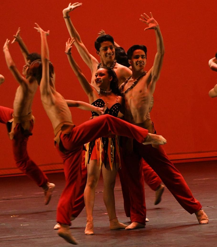 La Academia De La Danza Mexicana 75 A os De Formar Entre La Tradici n 
