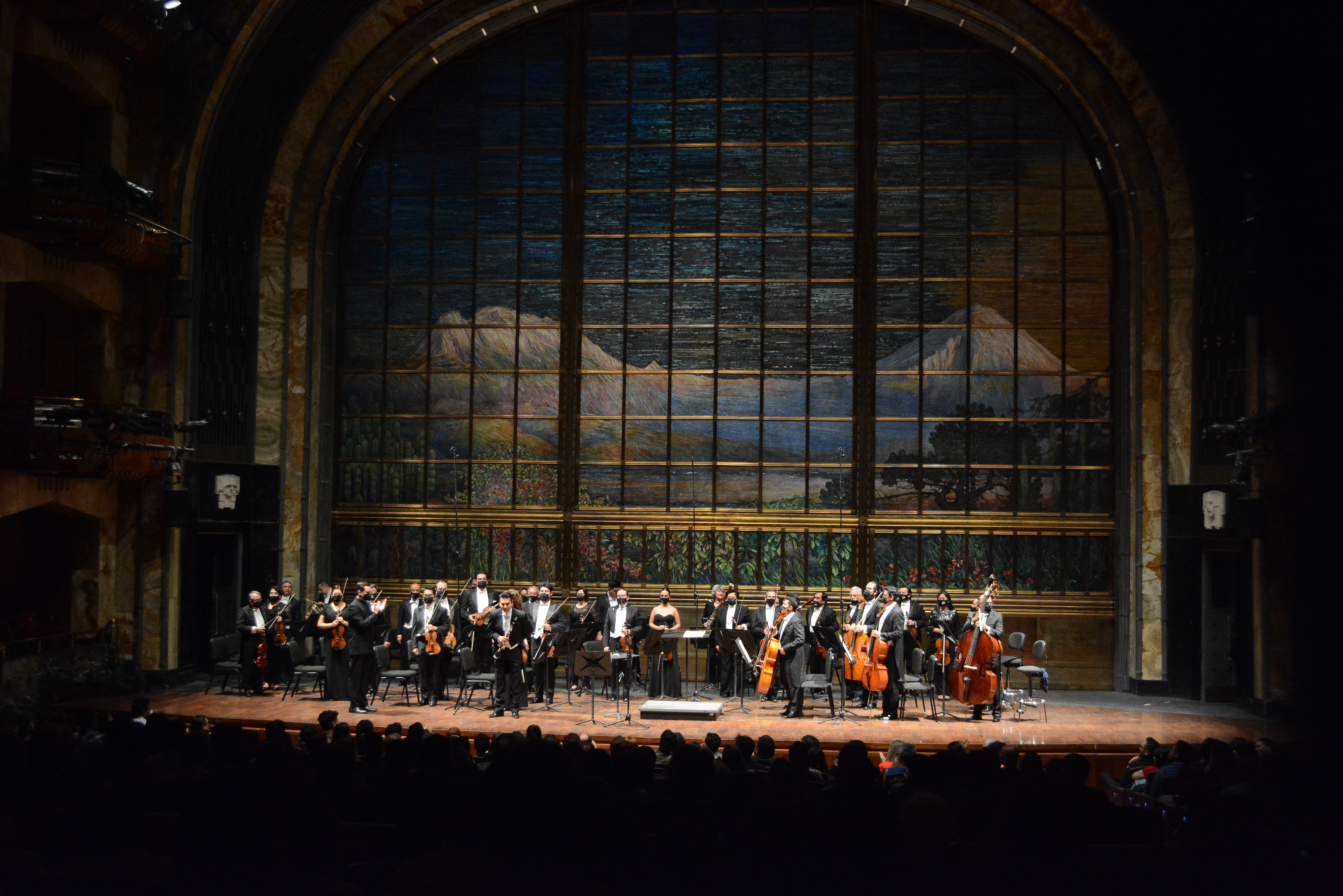 <p><strong>Interpreta la Orquesta Sinfónica Nacional obras de carácter festivo </strong><strong>y marcial en el Palacio de Bellas Artes</strong></p>
