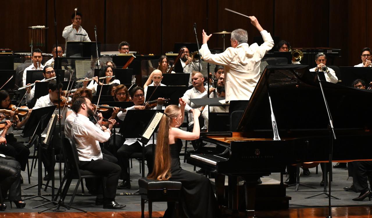 <p><strong>Lleva la Orquesta Sinfónica Nacional al público a un éxtasis musical en el último programa de su Primera Temporada</strong></p>
