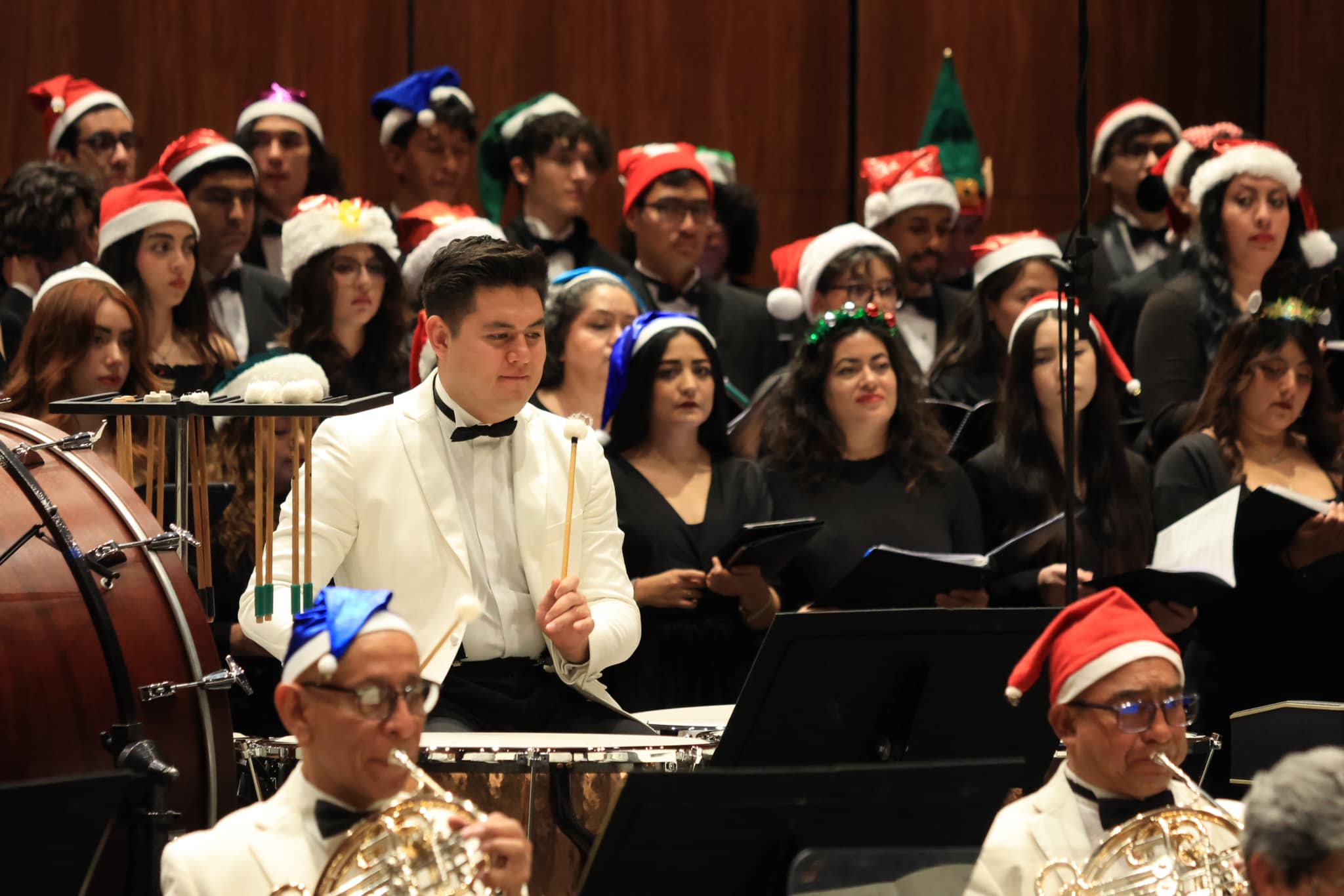 LA ORQUESTA SINFÓNICA NACIONAL CELEBRA LA TEMPORADA DECEMBRINA CON SU ...